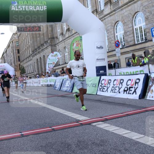 07.09.2025 - BARMER Alsterlauf Strokosch-Dieckow http://msf.ph/oto/8725978 07.09.2025 10:25:37 Ziel 2691, 2692, 4168, 4962, 5610, 5887, 8481 meine-sportfotos.de