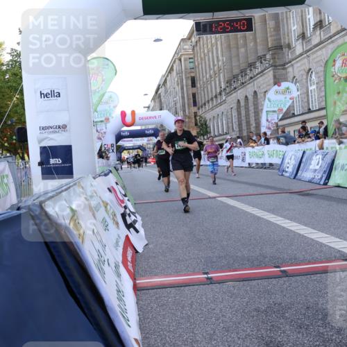 07.09.2025 - BARMER Alsterlauf Strokosch-Dieckow http://msf.ph/oto/8725979 07.09.2025 10:25:38 Ziel 2691, 2692, 4168, 4962, 5610, 5887, 8481 meine-sportfotos.de