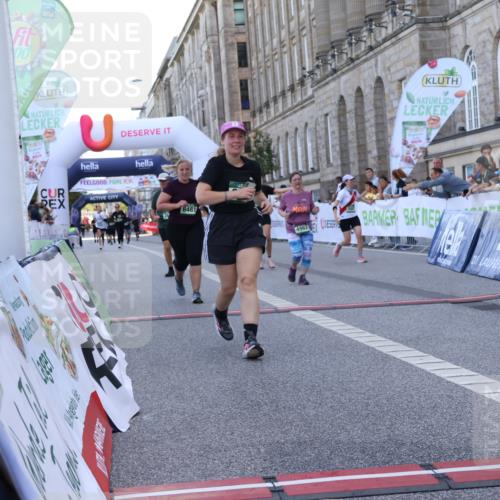07.09.2025 - BARMER Alsterlauf Strokosch-Dieckow http://msf.ph/oto/8725981 07.09.2025 10:25:39 Ziel 2691, 2692, 4168, 4962, 5610, 5887, 8481 meine-sportfotos.de