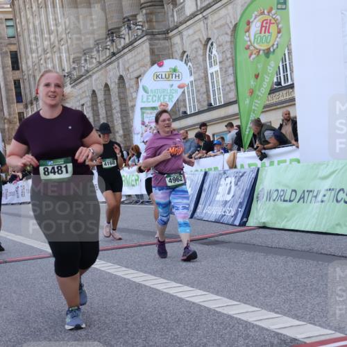 07.09.2025 - BARMER Alsterlauf Strokosch-Dieckow http://msf.ph/oto/8725990 07.09.2025 10:25:41 Ziel 2691, 2692, 4168, 4962, 5610, 5887, 8481 meine-sportfotos.de