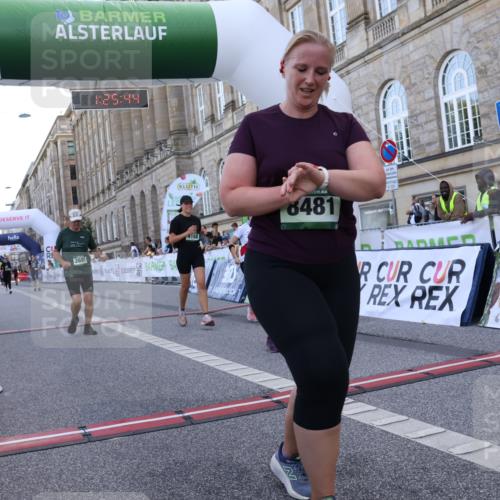 07.09.2025 - BARMER Alsterlauf Strokosch-Dieckow http://msf.ph/oto/8725994 07.09.2025 10:25:43 Ziel 2691, 2692, 4168, 4581, 4962, 5887, 6056, 8481 meine-sportfotos.de