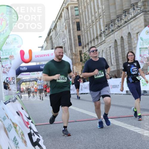 07.09.2025 - BARMER Alsterlauf Strokosch-Dieckow http://msf.ph/oto/8726029 07.09.2025 10:25:55 Ziel 2170, 4165, 4581, 5568, 5569, 6056 meine-sportfotos.de