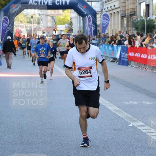 07.09.2025 - BARMER Alsterlauf Strokosch-Dieckow http://msf.ph/oto/8726040 07.09.2025 09:43:53 Ziel 2411, 2826, 3458, 3596, 4382, 4472, 4849, 4896, 5034, 5227, 5751, 5862, 6108, 6120, 6193, 8154 meine-sportfotos.de