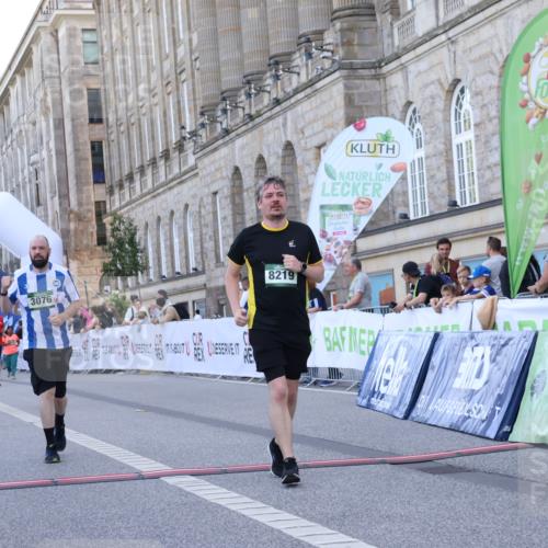 07.09.2025 - BARMER Alsterlauf Strokosch-Dieckow http://msf.ph/oto/8726045 07.09.2025 10:26:04 Ziel 3076, 3952, 3953, 4469, 5568, 5569, 8219 meine-sportfotos.de