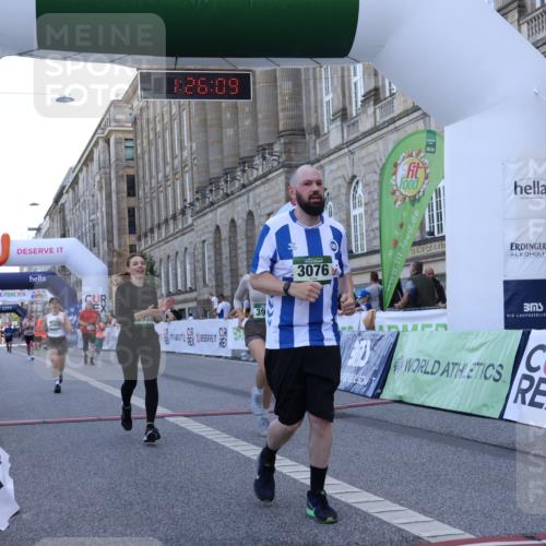 07.09.2025 - BARMER Alsterlauf Strokosch-Dieckow http://msf.ph/oto/8726055 07.09.2025 10:26:07 Ziel 3076, 3952, 3953, 4469, 5568, 5569, 8219 meine-sportfotos.de