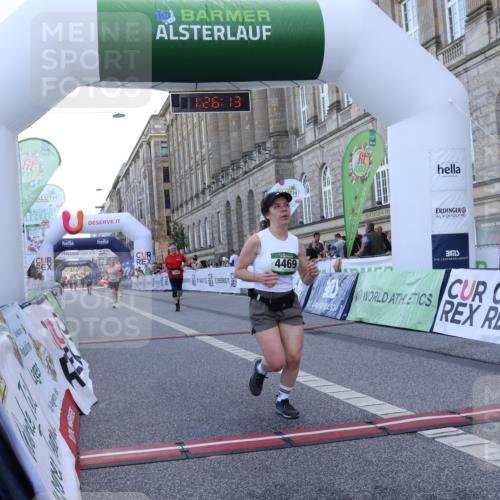 07.09.2025 - BARMER Alsterlauf Strokosch-Dieckow http://msf.ph/oto/8726067 07.09.2025 10:26:11 Ziel 2287, 2342, 3604, 3952, 3953, 4469, 5944 meine-sportfotos.de