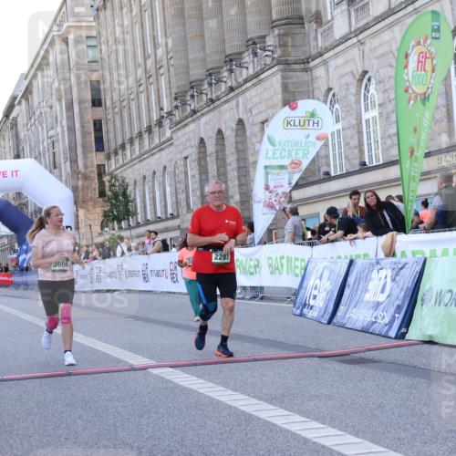 07.09.2025 - BARMER Alsterlauf Strokosch-Dieckow http://msf.ph/oto/8726073 07.09.2025 10:26:14 Ziel 2287, 2342, 3604, 4469, 5944 meine-sportfotos.de