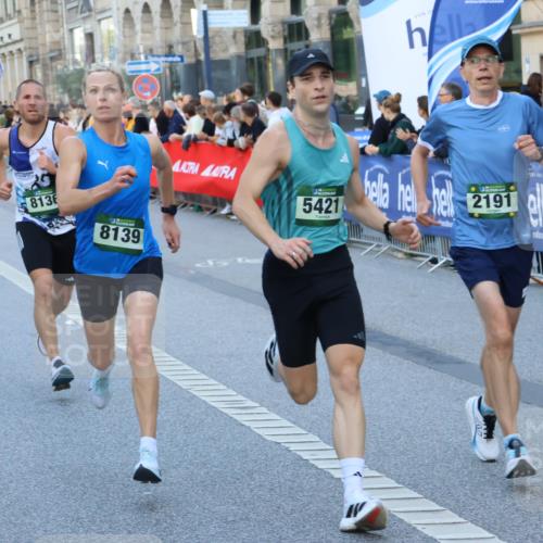 07.09.2025 - BARMER Alsterlauf Strokosch-Dieckow http://msf.ph/oto/8726075 07.09.2025 09:43:45 Ziel 2339, 2409, 2411, 2618, 2699, 2826, 3480, 3596, 4382, 4472, 4849, 4949, 5034, 5227, 5751, 5862, 6020, 6051, 6108, 6193, 6255, 8040, 8113, 8154, 8364 meine-sportfotos.de