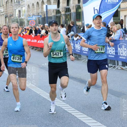 07.09.2025 - BARMER Alsterlauf Strokosch-Dieckow http://msf.ph/oto/8726085 07.09.2025 09:43:45 Ziel 2339, 2409, 2411, 2618, 2699, 2826, 3480, 3596, 4382, 4472, 4849, 4949, 5034, 5227, 5751, 5862, 6020, 6051, 6108, 6193, 6255, 8040, 8113, 8154, 8364 meine-sportfotos.de