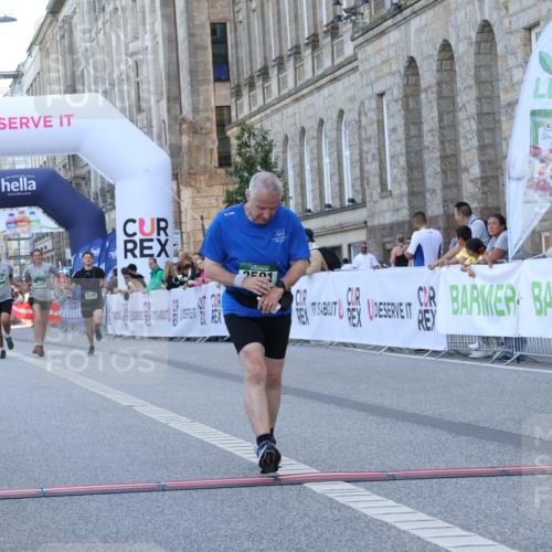 07.09.2025 - BARMER Alsterlauf Strokosch-Dieckow http://msf.ph/oto/8726095 07.09.2025 10:26:28 Ziel 3293, 3295, 3452, 3591 meine-sportfotos.de