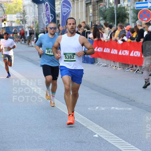 07.09.2025 - BARMER Alsterlauf Strokosch-Dieckow http://msf.ph/oto/8726133 07.09.2025 09:43:29 Ziel 2191, 2339, 2409, 3480, 4022, 4140, 5264, 6020, 6051, 6178, 6250, 6255, 8040, 8113, 8136, 8139, 8364 meine-sportfotos.de