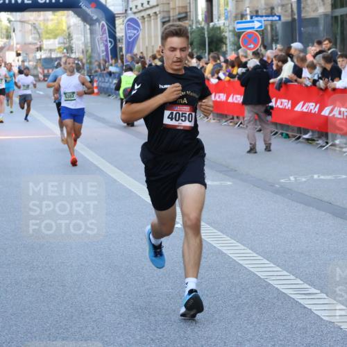 07.09.2025 - BARMER Alsterlauf Strokosch-Dieckow http://msf.ph/oto/8726139 07.09.2025 09:43:26 Ziel 2191, 3480, 4022, 4140, 5264, 5421, 5467, 6178, 6250, 6255, 8136, 8139 meine-sportfotos.de