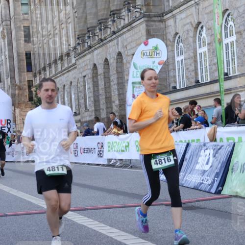 07.09.2025 - BARMER Alsterlauf Strokosch-Dieckow http://msf.ph/oto/8726141 07.09.2025 10:26:54 Ziel 3634, 4576, 4579, 4811, 4816, 5417, 8003 meine-sportfotos.de