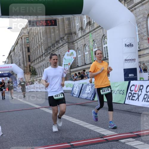 07.09.2025 - BARMER Alsterlauf Strokosch-Dieckow http://msf.ph/oto/8726144 07.09.2025 10:26:55 Ziel 3634, 4576, 4579, 4811, 4816, 5417, 8003 meine-sportfotos.de
