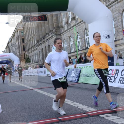 07.09.2025 - BARMER Alsterlauf Strokosch-Dieckow http://msf.ph/oto/8726146 07.09.2025 10:26:55 Ziel 3634, 4576, 4579, 4811, 4816, 5417, 8003 meine-sportfotos.de
