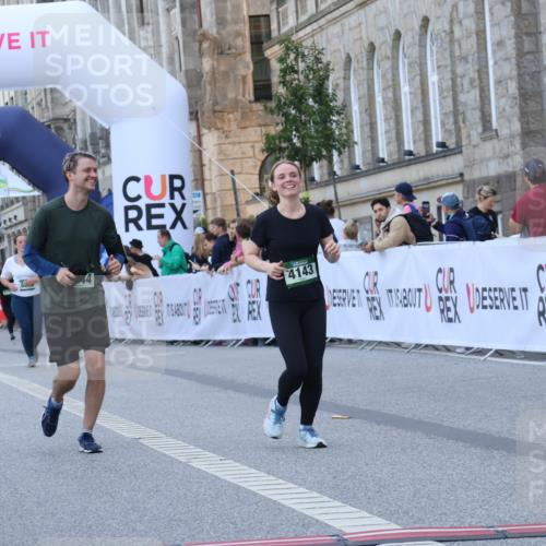 07.09.2025 - BARMER Alsterlauf Strokosch-Dieckow http://msf.ph/oto/8726188 07.09.2025 10:27:21 Ziel 4143, 4144, 4320 meine-sportfotos.de