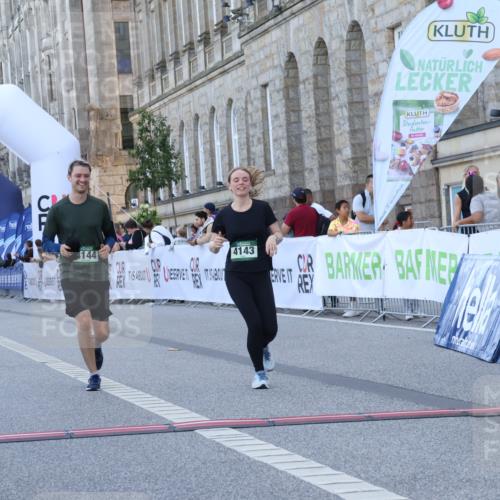 07.09.2025 - BARMER Alsterlauf Strokosch-Dieckow http://msf.ph/oto/8726190 07.09.2025 10:27:22 Ziel 4143, 4144, 4320 meine-sportfotos.de