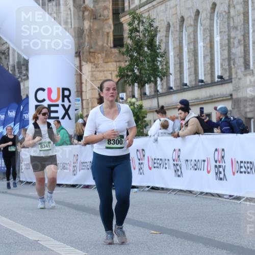 07.09.2025 - BARMER Alsterlauf Strokosch-Dieckow http://msf.ph/oto/8726201 07.09.2025 10:27:29 Ziel 3968, 4144, 5439, 8300, 8341 meine-sportfotos.de