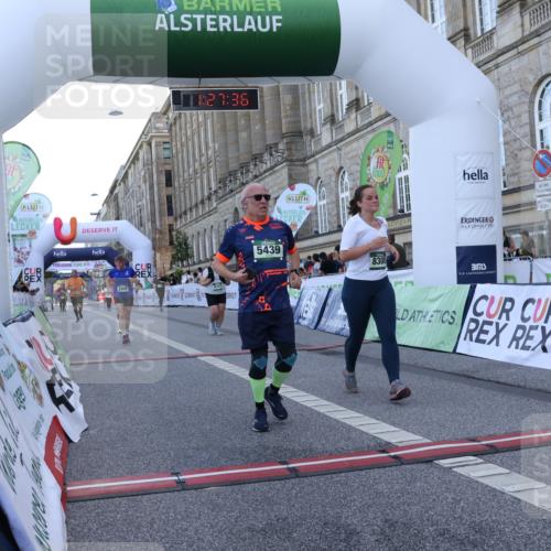 07.09.2025 - BARMER Alsterlauf Strokosch-Dieckow http://msf.ph/oto/8726215 07.09.2025 10:27:34 Ziel 3968, 4713, 5065, 5439, 8300, 8341 meine-sportfotos.de