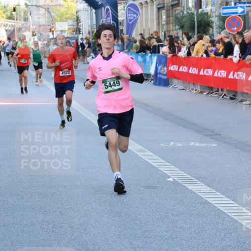 07.09.2025 - BARMER Alsterlauf Strokosch-Dieckow http://msf.ph/oto/8726218 07.09.2025 09:43:02 Ziel 2059, 2400, 3814, 3890, 4050, 4963, 5382, 5389, 5714, 8006, 8336 meine-sportfotos.de