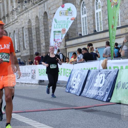 07.09.2025 - BARMER Alsterlauf Strokosch-Dieckow http://msf.ph/oto/8726229 07.09.2025 10:27:40 Ziel 2008, 3968, 4713, 5065, 6171, 8341 meine-sportfotos.de