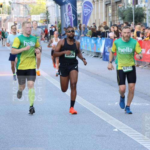 07.09.2025 - BARMER Alsterlauf Strokosch-Dieckow http://msf.ph/oto/8726276 07.09.2025 09:42:49 Ziel 2059, 2176, 3572, 3890, 4146, 4963, 5192, 8270, 8336 meine-sportfotos.de