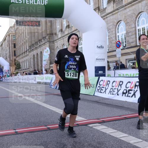 07.09.2025 - BARMER Alsterlauf Strokosch-Dieckow http://msf.ph/oto/8726277 07.09.2025 10:28:02 Ziel 2439, 5128 meine-sportfotos.de