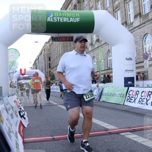 07.09.2025 - BARMER Alsterlauf Strokosch-Dieckow http://msf.ph/oto/8726316 07.09.2025 10:28:35 Ziel 2135, 2136, 2239, 2990, 3746, 3872, 4994, 5097, 5098, 5275, 5276 meine-sportfotos.de