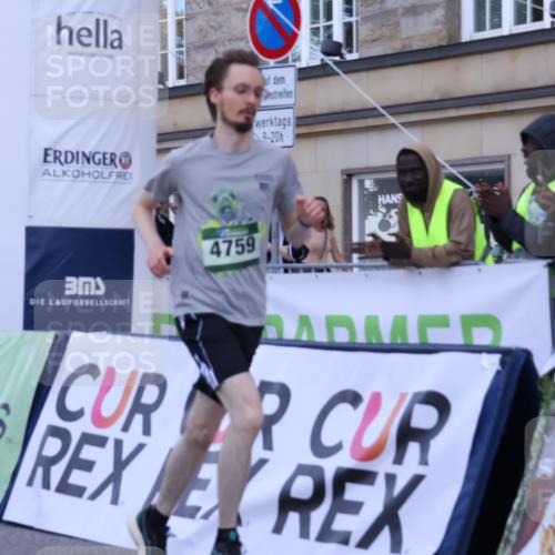 07.09.2025 - BARMER Alsterlauf Strokosch-Dieckow http://msf.ph/oto/8726361 07.09.2025 10:28:56 Ziel 2069, 2070, 2771, 2848, 3508 meine-sportfotos.de