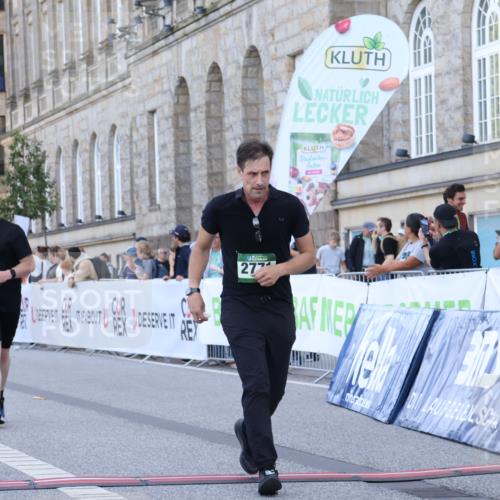 07.09.2025 - BARMER Alsterlauf Strokosch-Dieckow http://msf.ph/oto/8726365 07.09.2025 10:28:59 Ziel 2069, 2070, 2771, 2848, 3508 meine-sportfotos.de