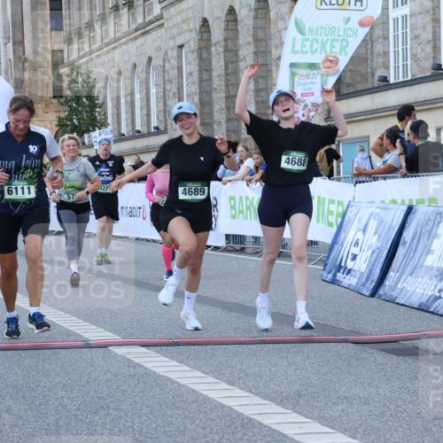 07.09.2025 - BARMER Alsterlauf Strokosch-Dieckow http://msf.ph/oto/8726387 07.09.2025 10:29:08 Ziel 2052, 2485, 2714, 4688, 4689, 5222, 5755, 6111, 6112 meine-sportfotos.de