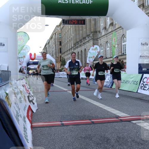 07.09.2025 - BARMER Alsterlauf Strokosch-Dieckow http://msf.ph/oto/8726391 07.09.2025 10:29:09 Ziel 2052, 2485, 2714, 4688, 4689, 5222, 5755, 5985, 6111, 6112 meine-sportfotos.de