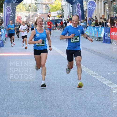 07.09.2025 - BARMER Alsterlauf Strokosch-Dieckow http://msf.ph/oto/8726423 07.09.2025 09:42:01 Ziel 2799, 2871, 3690, 3924, 4652, 5120, 5763 meine-sportfotos.de