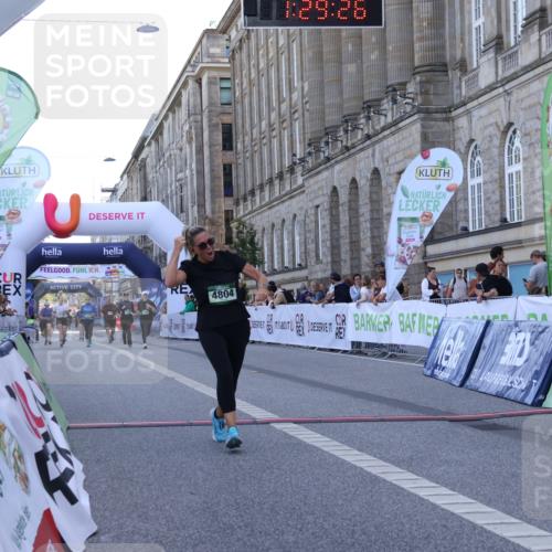 07.09.2025 - BARMER Alsterlauf Strokosch-Dieckow http://msf.ph/oto/8726424 07.09.2025 10:29:24 Ziel 3457, 3560, 4804 meine-sportfotos.de