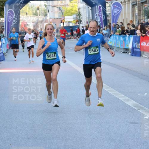 07.09.2025 - BARMER Alsterlauf Strokosch-Dieckow http://msf.ph/oto/8726426 07.09.2025 09:42:01 Ziel 2799, 2871, 3690, 3924, 4652, 5120, 5763 meine-sportfotos.de