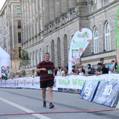 07.09.2025 - BARMER Alsterlauf Strokosch-Dieckow http://msf.ph/oto/8726453 07.09.2025 10:29:38 Ziel 3495, 3542, 3553, 4000, 4004, 4201 meine-sportfotos.de