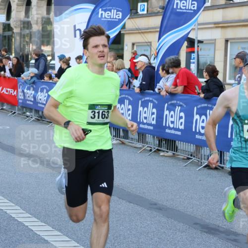 07.09.2025 - BARMER Alsterlauf Strokosch-Dieckow http://msf.ph/oto/8726461 07.09.2025 09:41:50 Ziel 3690, 5120, 5763, 6013, 6066, 8025, 8358, 8389 meine-sportfotos.de