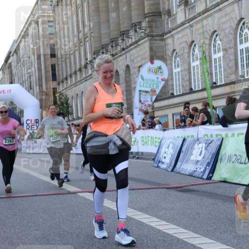 07.09.2025 - BARMER Alsterlauf Strokosch-Dieckow http://msf.ph/oto/8726495 07.09.2025 10:30:06 Ziel 2382, 2486, 3287, 4584, 5071, 6087 meine-sportfotos.de