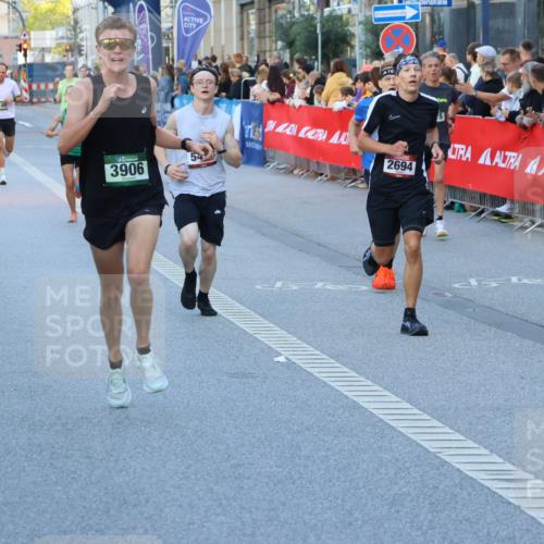 07.09.2025 - BARMER Alsterlauf Strokosch-Dieckow http://msf.ph/oto/8726499 07.09.2025 09:41:40 Ziel 2106, 3405, 4687, 5583, 5828, 6013, 6066, 8025, 8358, 8389 meine-sportfotos.de