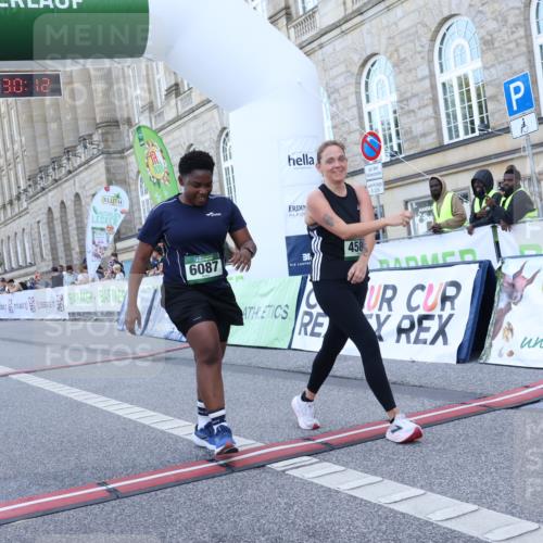 07.09.2025 - BARMER Alsterlauf Strokosch-Dieckow http://msf.ph/oto/8726510 07.09.2025 10:30:10 Ziel 2382, 3287, 4584, 6087 meine-sportfotos.de