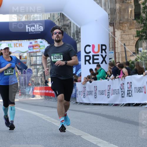 07.09.2025 - BARMER Alsterlauf Strokosch-Dieckow http://msf.ph/oto/8726528 07.09.2025 10:30:46 Ziel 4126 meine-sportfotos.de