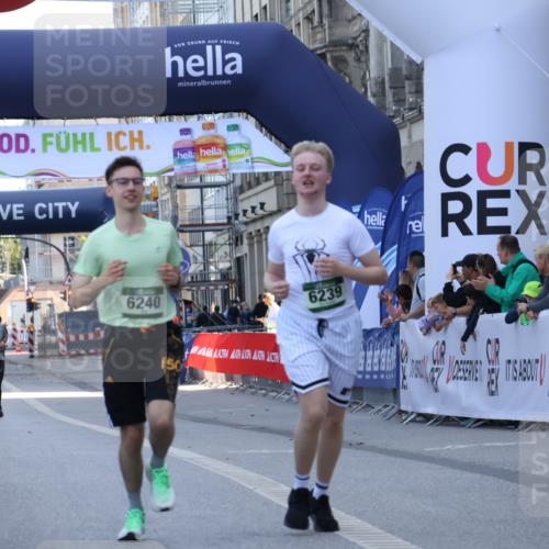 07.09.2025 - BARMER Alsterlauf Strokosch-Dieckow http://msf.ph/oto/8726545 07.09.2025 10:31:13 Ziel 6239, 6240 meine-sportfotos.de