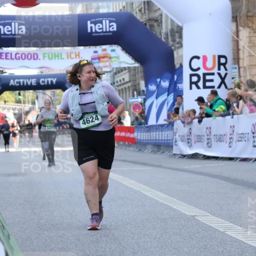 07.09.2025 - BARMER Alsterlauf Strokosch-Dieckow http://msf.ph/oto/8726561 07.09.2025 10:31:24 Ziel 4624 meine-sportfotos.de
