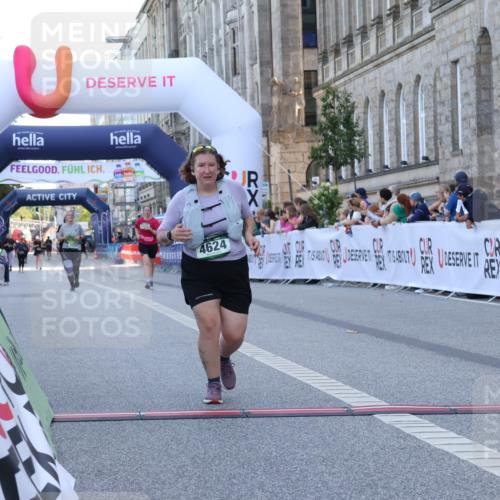 07.09.2025 - BARMER Alsterlauf Strokosch-Dieckow http://msf.ph/oto/8726564 07.09.2025 10:31:27 Ziel 4624 meine-sportfotos.de