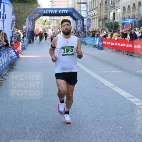 07.09.2025 - BARMER Alsterlauf Strokosch-Dieckow http://msf.ph/oto/8726590 07.09.2025 09:41:08 Ziel 2098, 2694, 3517, 3597, 3906, 4632, 5161, 5476, 5716, 5878, 6125, 8375, 8499 meine-sportfotos.de