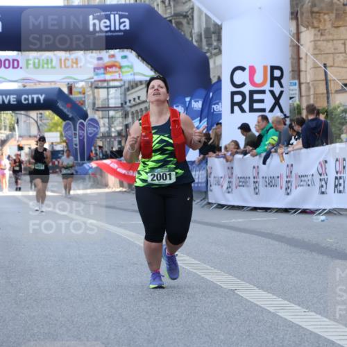07.09.2025 - BARMER Alsterlauf Strokosch-Dieckow http://msf.ph/oto/8726609 07.09.2025 10:32:06 Ziel 2001 meine-sportfotos.de
