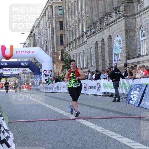 07.09.2025 - BARMER Alsterlauf Strokosch-Dieckow http://msf.ph/oto/8726615 07.09.2025 10:32:09 Ziel 2001 meine-sportfotos.de