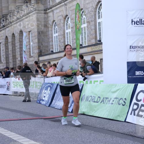 07.09.2025 - BARMER Alsterlauf Strokosch-Dieckow http://msf.ph/oto/8726645 07.09.2025 10:32:40 Ziel 1145, 2420, 2427, 2807, 3686 meine-sportfotos.de