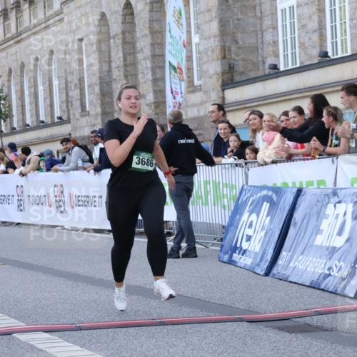 07.09.2025 - BARMER Alsterlauf Strokosch-Dieckow http://msf.ph/oto/8726651 07.09.2025 10:32:44 Ziel 1145, 2420, 2427, 2635, 2807, 3686 meine-sportfotos.de