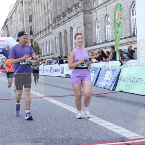 07.09.2025 - BARMER Alsterlauf Strokosch-Dieckow http://msf.ph/oto/8726656 07.09.2025 10:32:46 Ziel 1145, 2420, 2427, 2635, 3686 meine-sportfotos.de